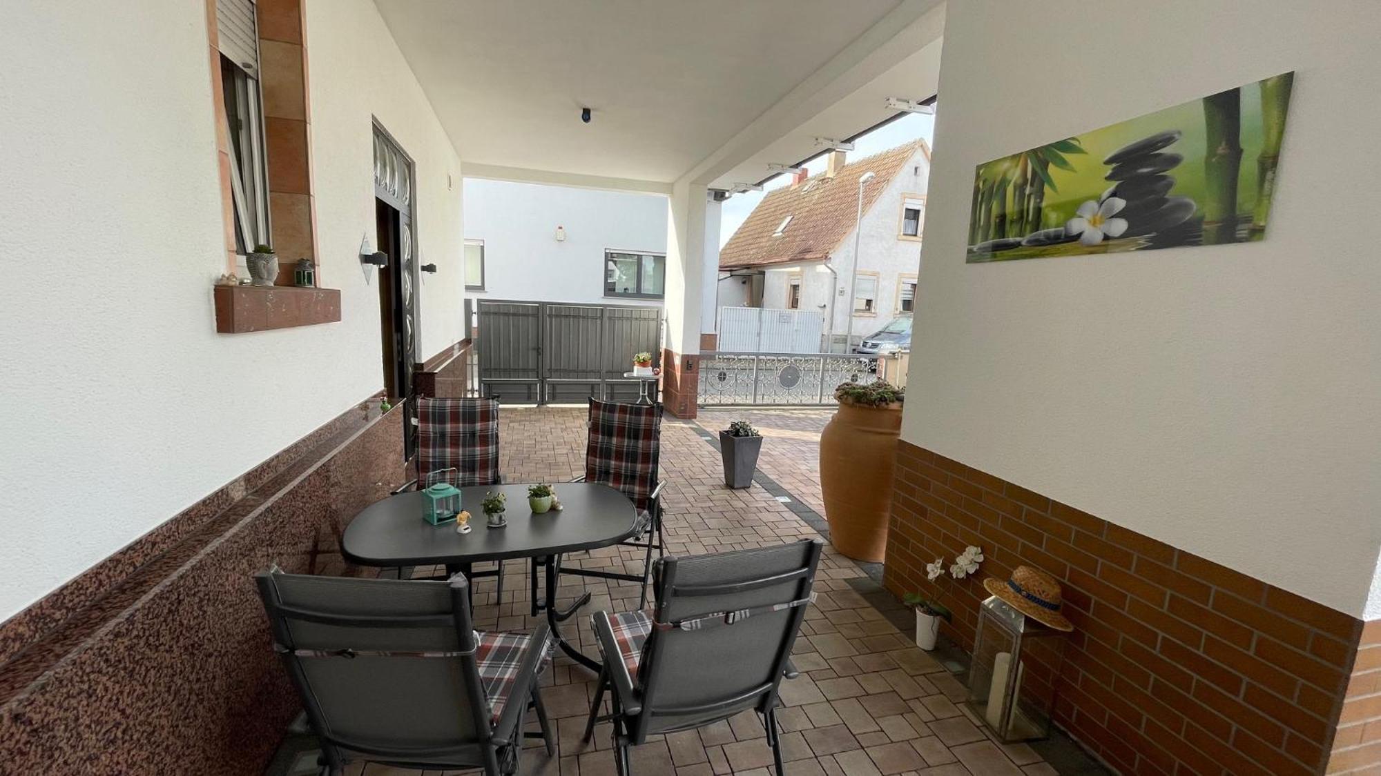 Ferienwohnung -Isola Madre Biebesheim am Rhein Exterior photo