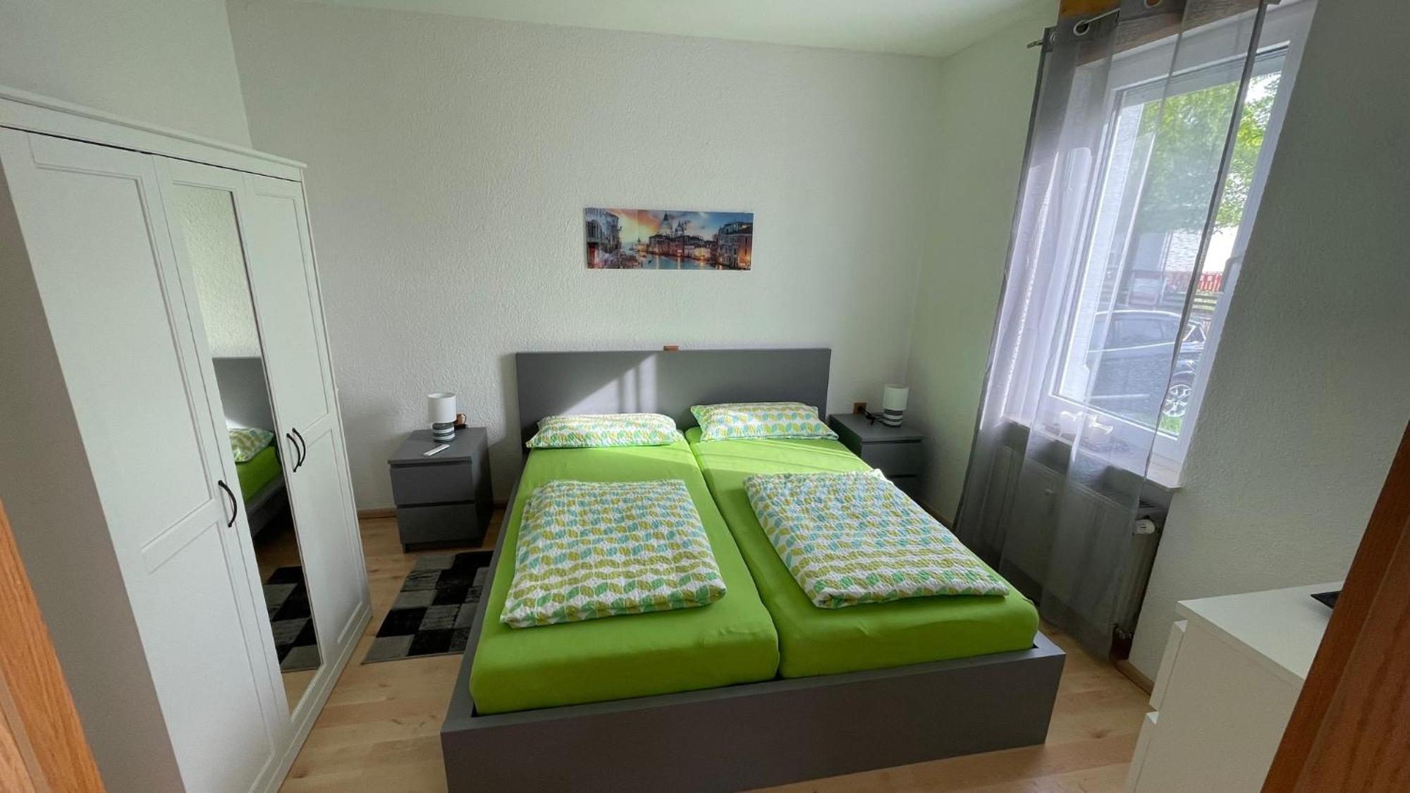 Ferienwohnung -Isola Madre Biebesheim am Rhein Exterior photo